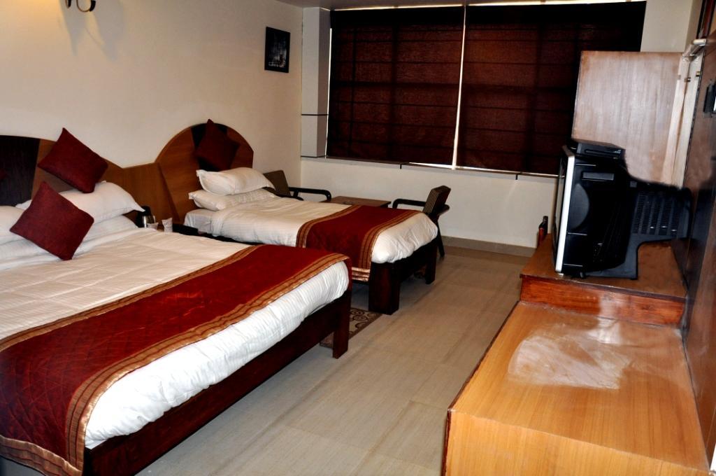 Hotel Mount View Katra  Luaran gambar