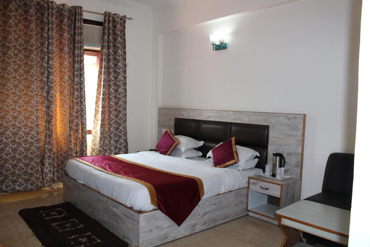 Hotel Mount View Katra  Luaran gambar
