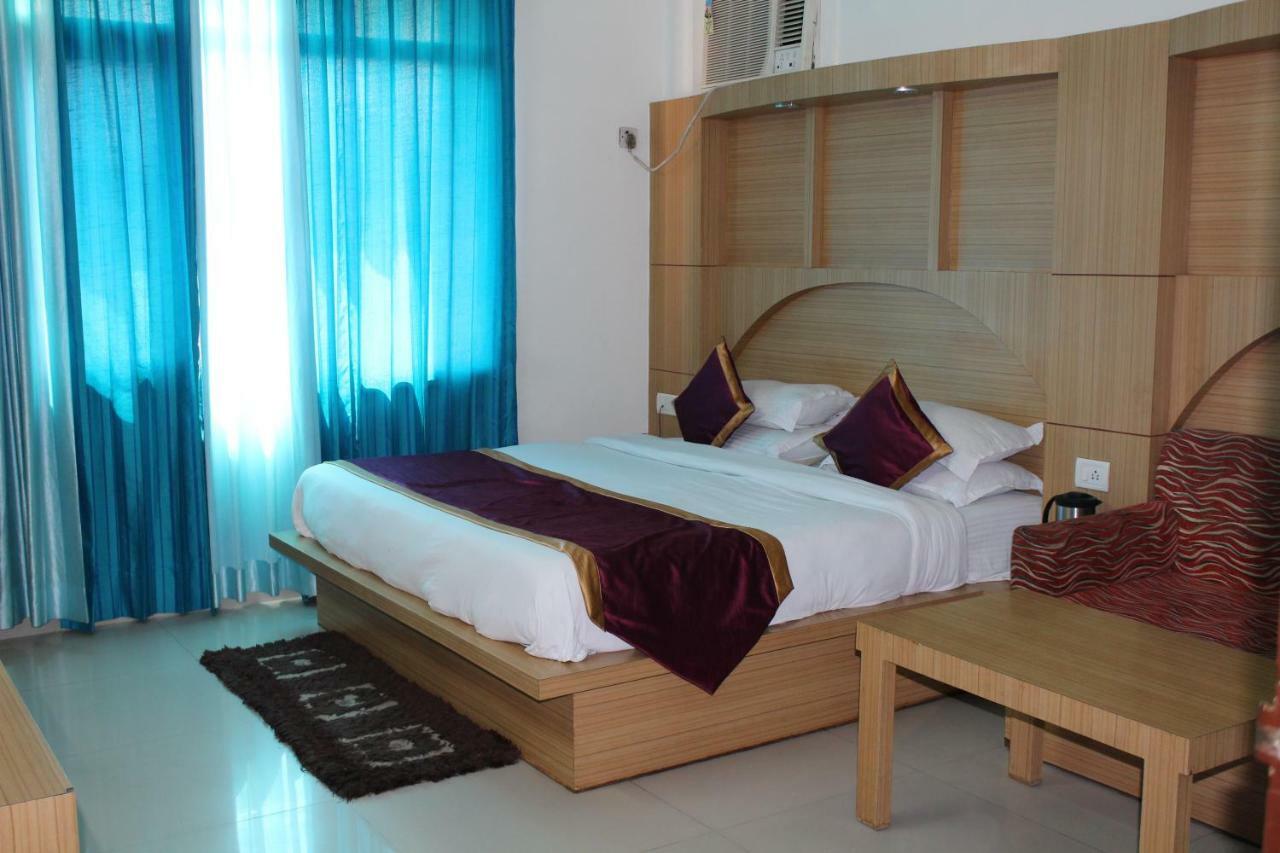 Hotel Mount View Katra  Luaran gambar