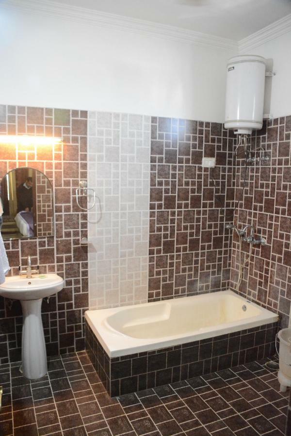 Hotel Mount View Katra  Luaran gambar