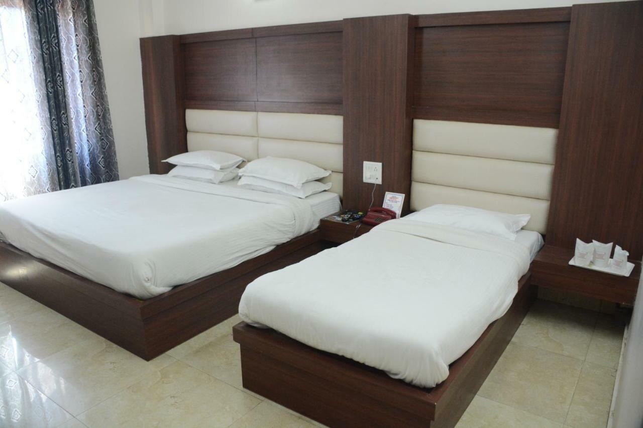 Hotel Mount View Katra  Luaran gambar