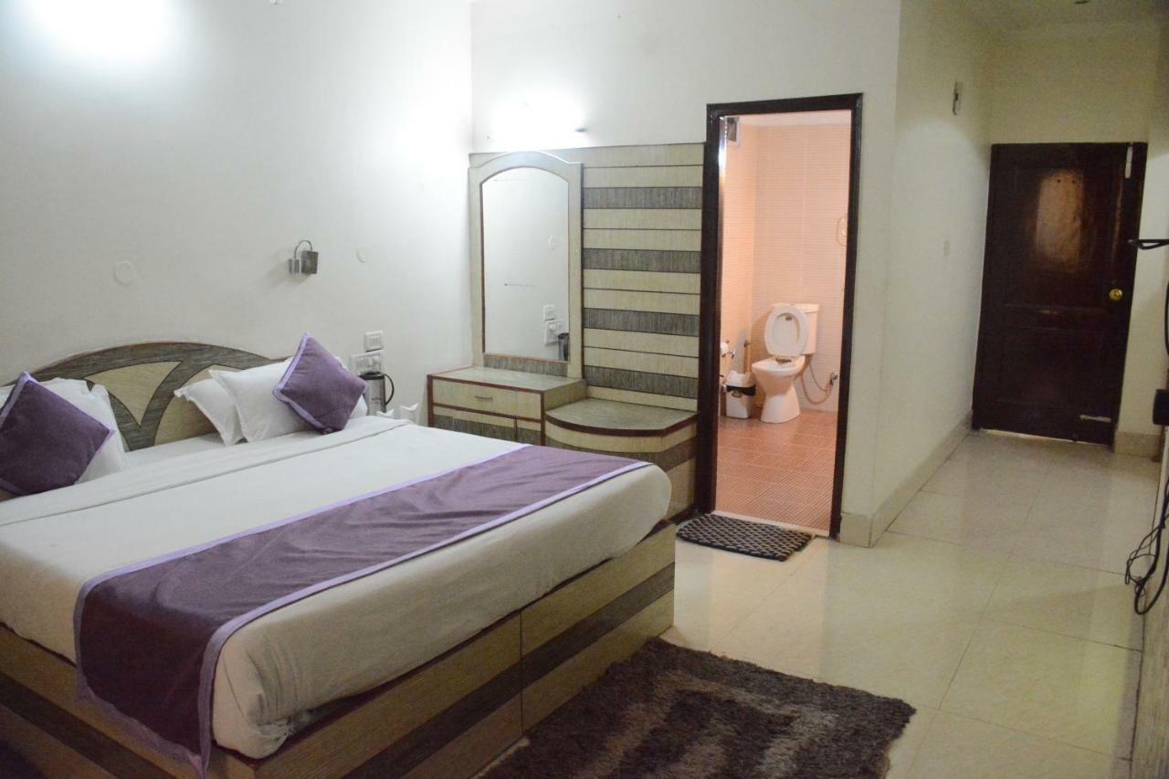 Hotel Mount View Katra  Luaran gambar