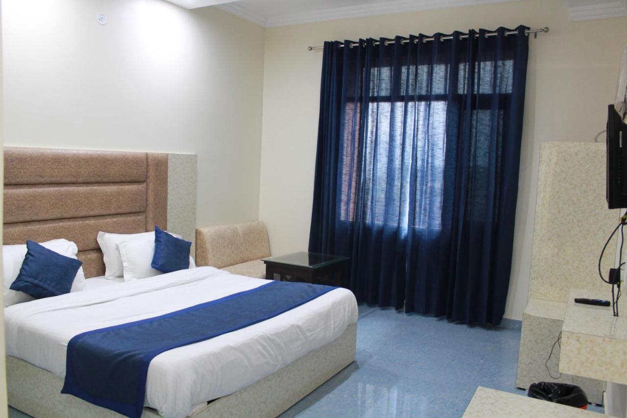 Hotel Mount View Katra  Luaran gambar