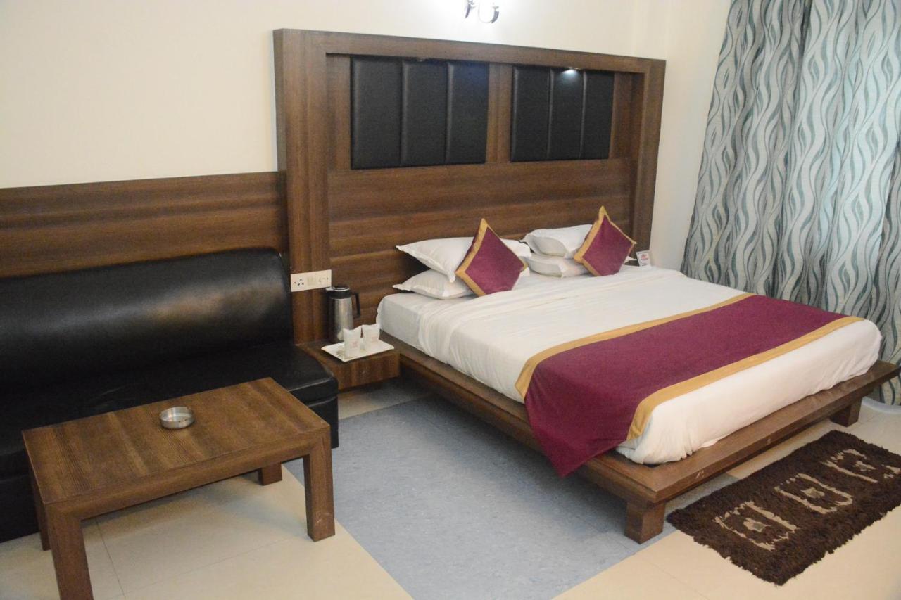 Hotel Mount View Katra  Luaran gambar